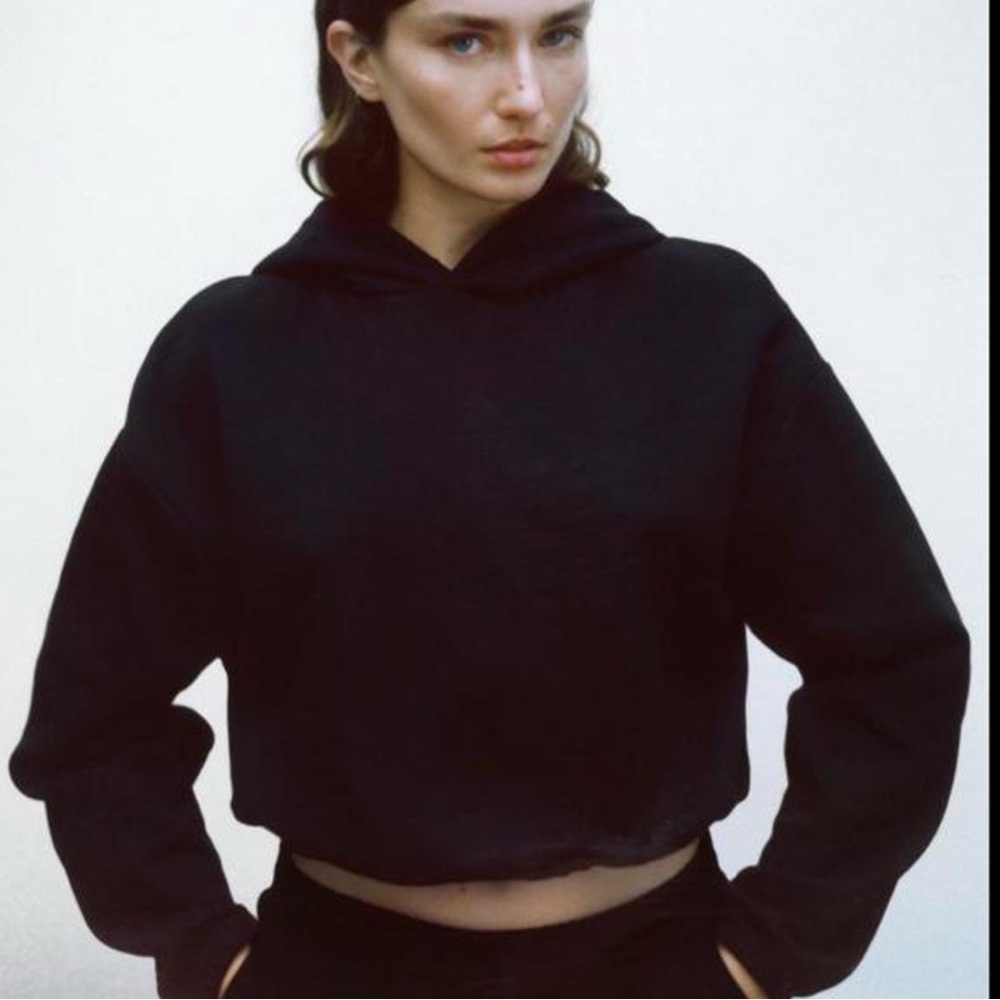 Zara Black Cropped Hoodie